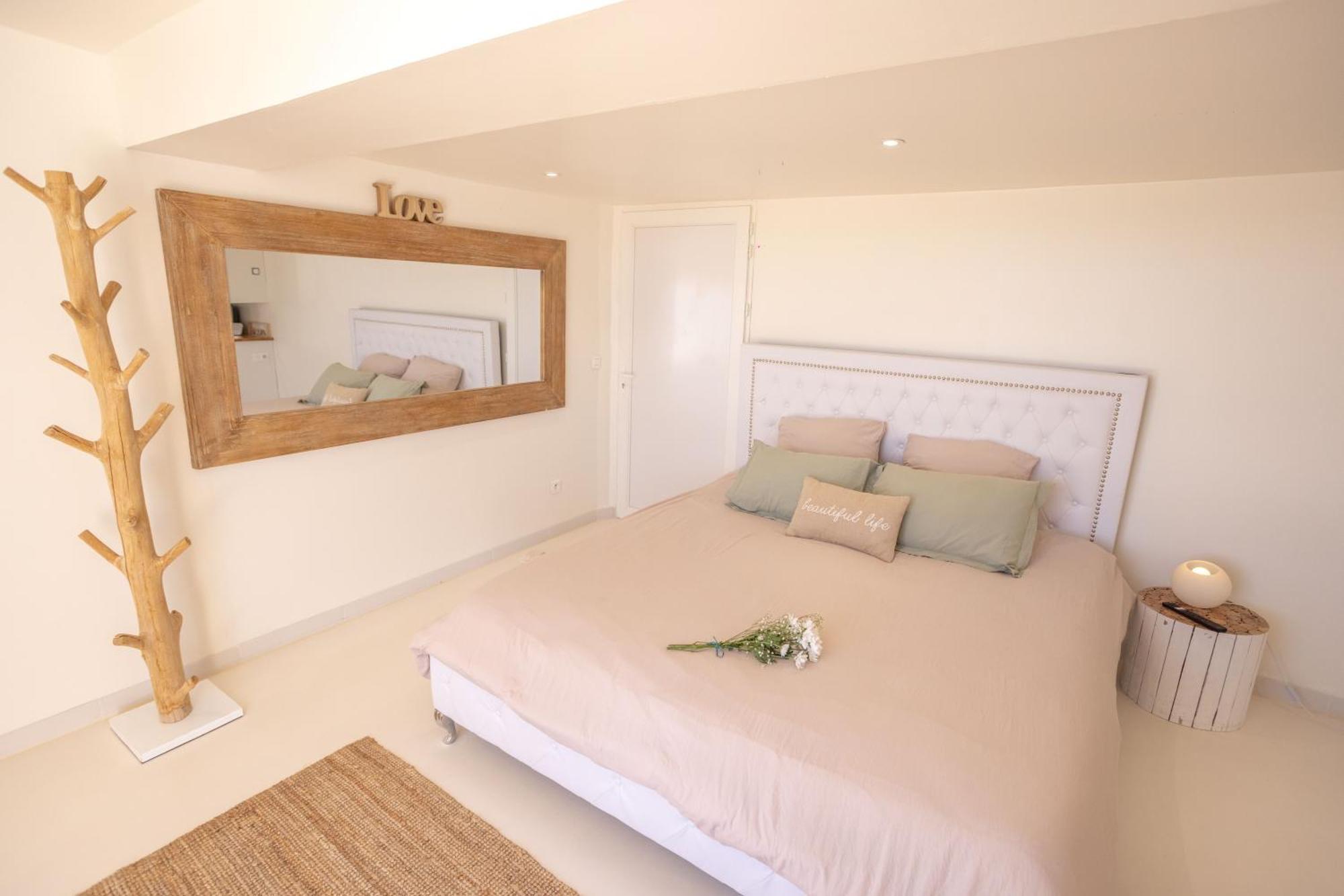 Les Suites Love 3 Spa Vue Mer Piscine Marsella Exterior foto