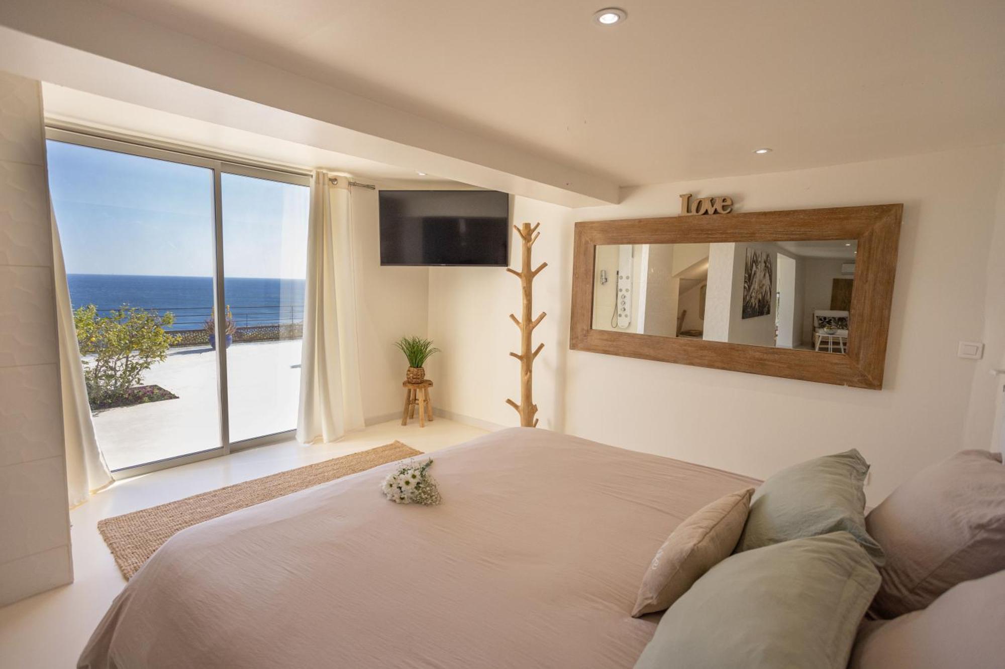 Les Suites Love 3 Spa Vue Mer Piscine Marsella Exterior foto