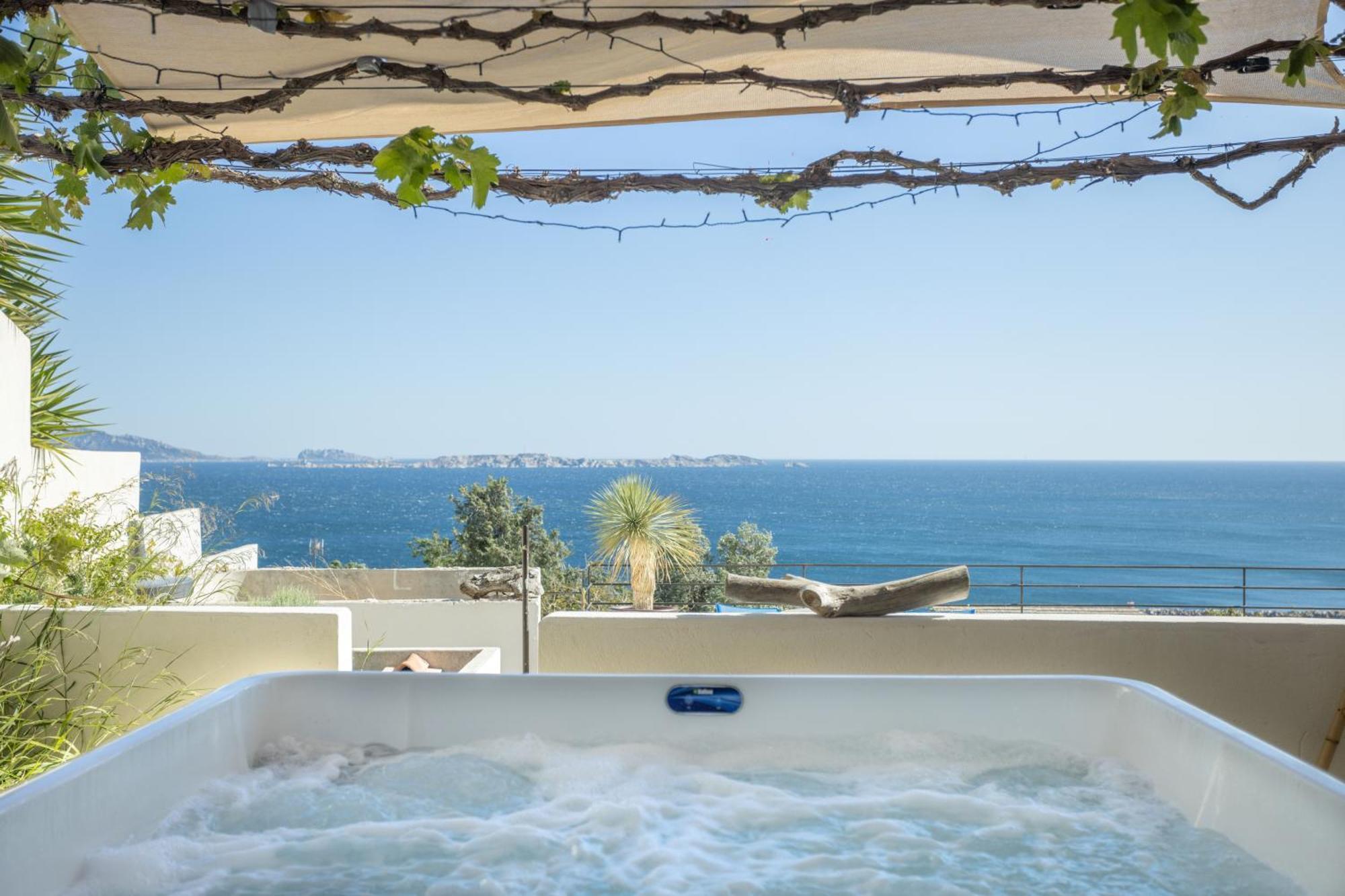 Les Suites Love 3 Spa Vue Mer Piscine Marsella Exterior foto